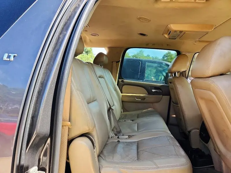 2010 CHEVROLET SUBURBAN K1500 LT  