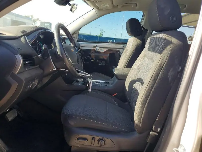 2021 CHEVROLET TRAVERSE LT  