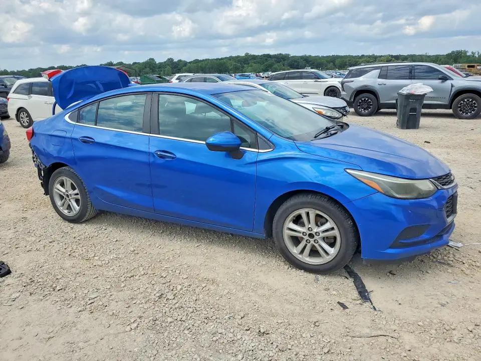 2017 CHEVROLET CRUZE LT  
