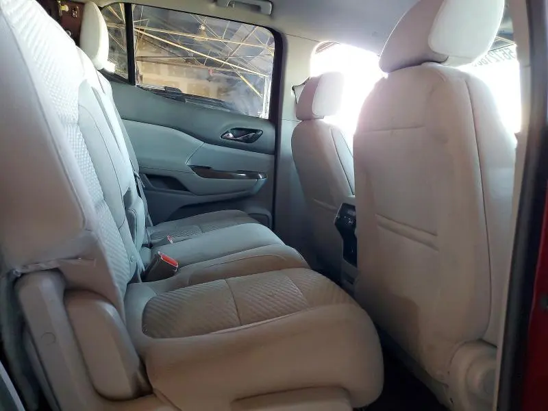 2017 GMC ACADIA SLE  