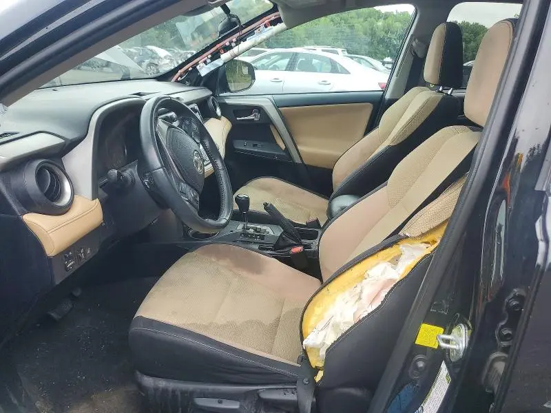 2017 TOYOTA RAV4 XLE  