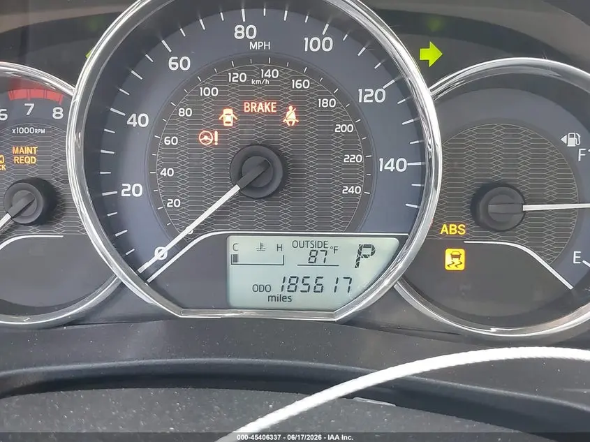 2015 TOYOTA COROLLA LE