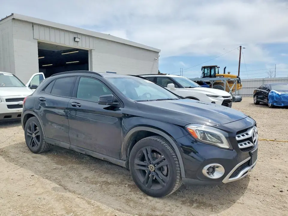 2018 MERCEDES-BENZ GLA 250 4MATIC  
