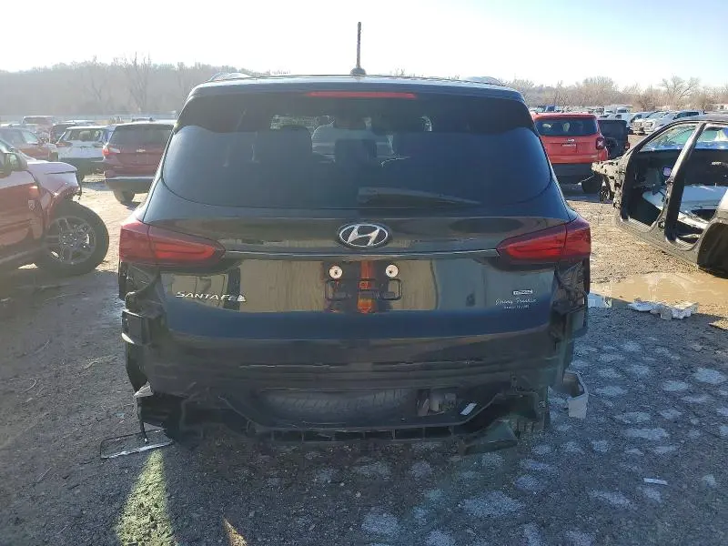 2019 HYUNDAI SANTA FE SE  