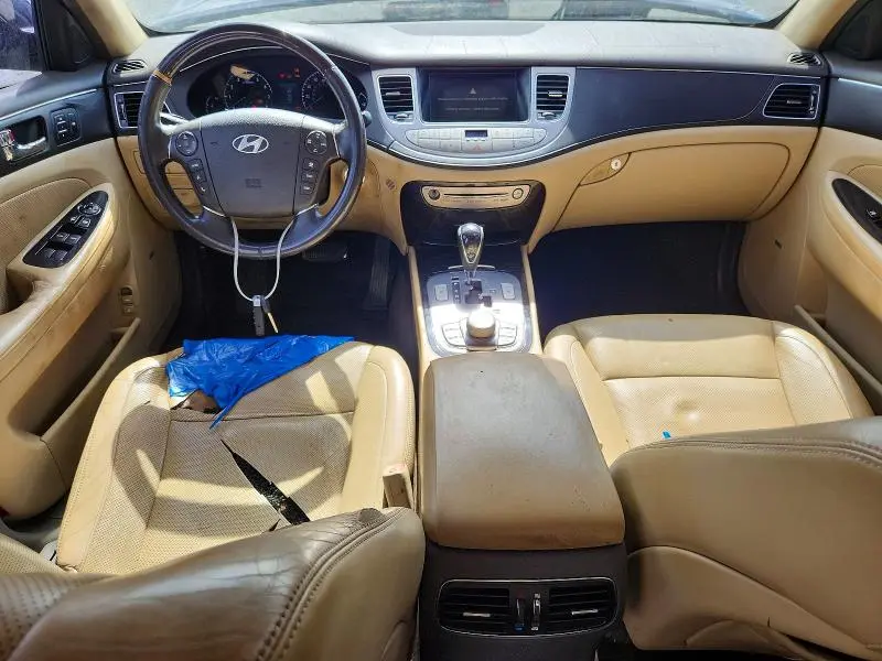 2010 HYUNDAI GENESIS 4.6L  