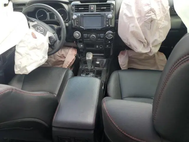 2018 TOYOTA 4RUNNER SR5/SR5 PREMIUM  