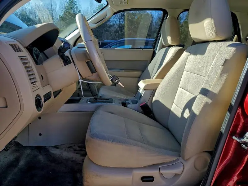 2011 FORD ESCAPE XLT  