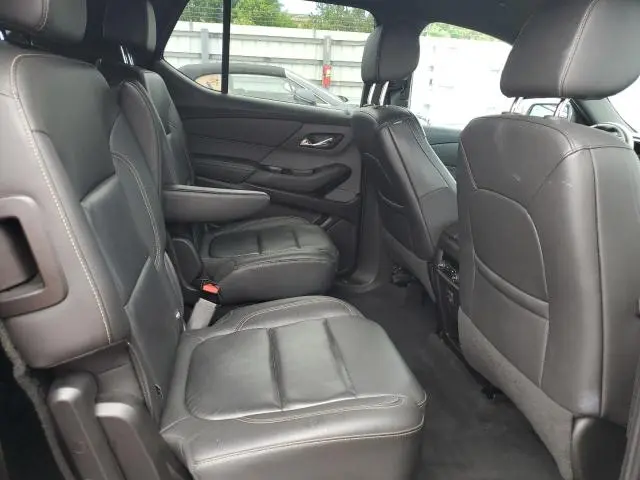 2023 CHEVROLET TRAVERSE LT  