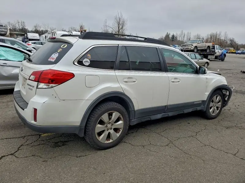2011 SUBARU OUTBACK 2.5I PREMIUM  