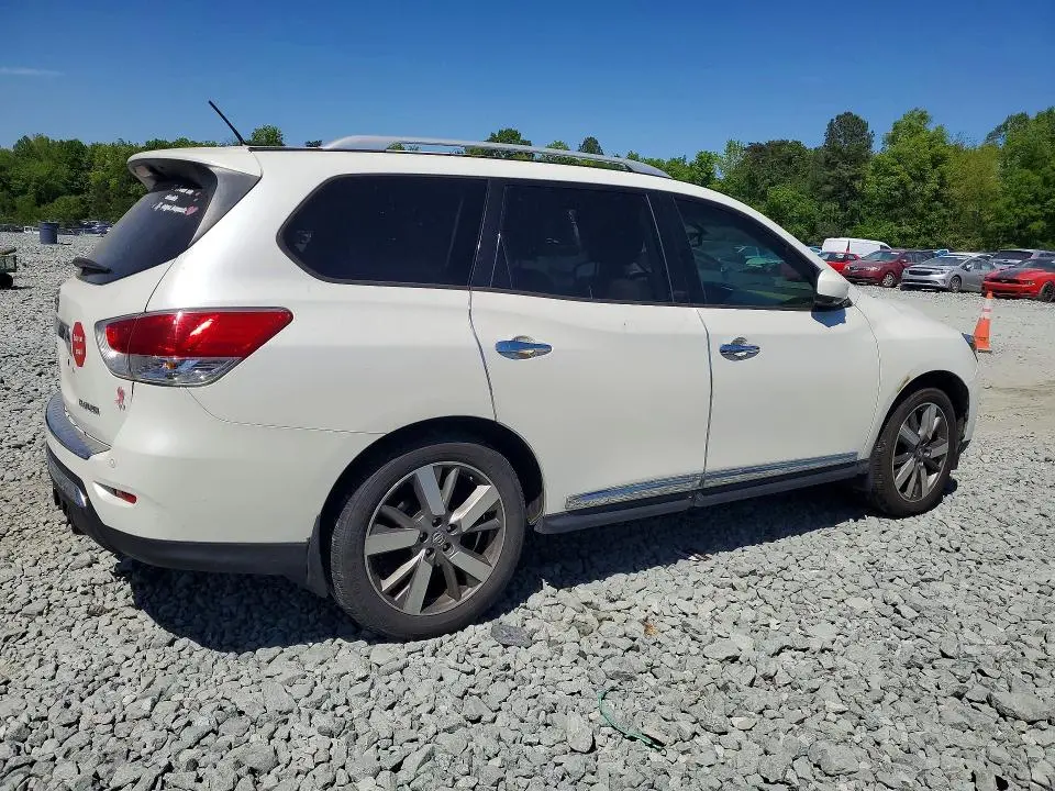 2015 NISSAN PATHFINDER S  