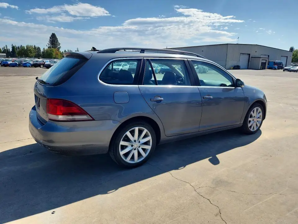 2013 VOLKSWAGEN JETTA TDI  