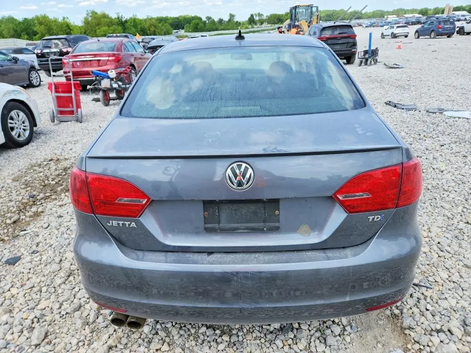 2011 VOLKSWAGEN JETTA TDI  