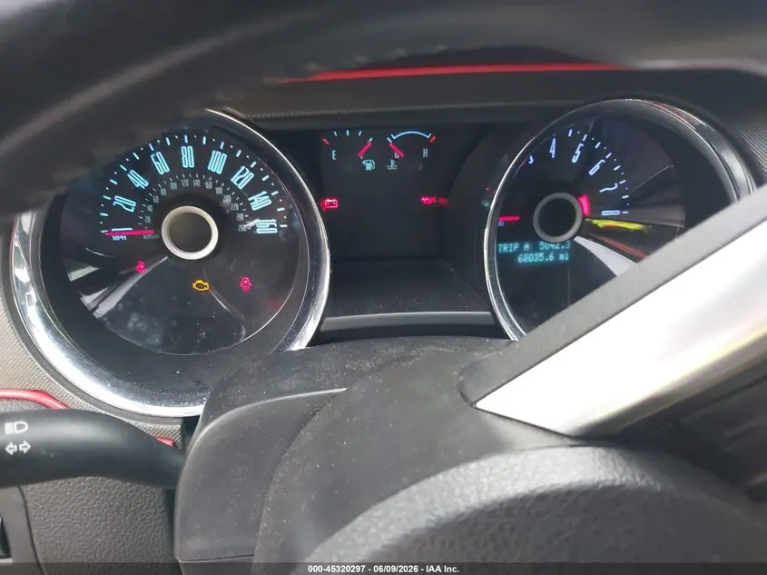 2014 FORD MUSTANG V6