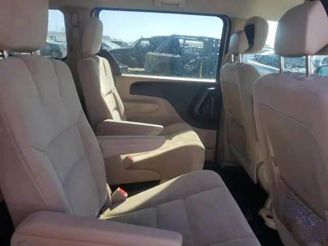 2015 DODGE GRAND CARAVAN SE  
