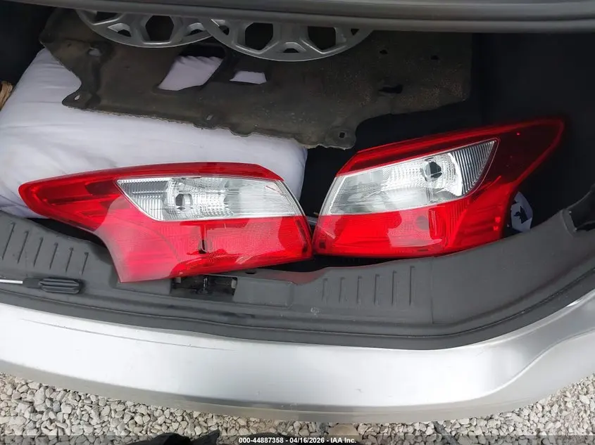 2012 FORD FOCUS SE