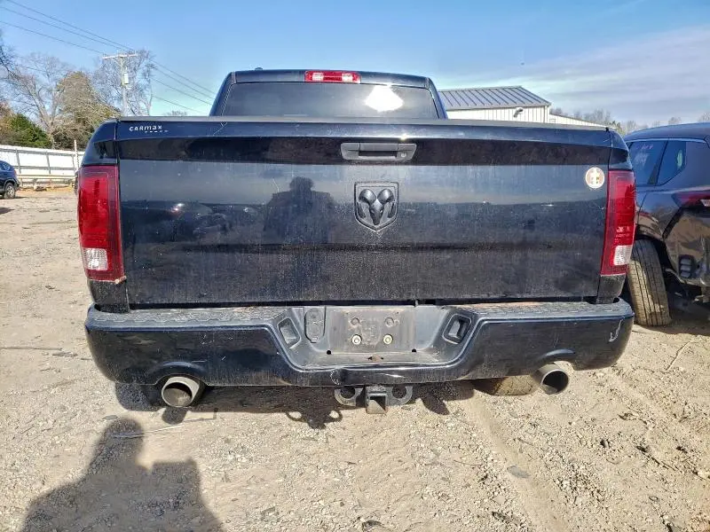 2014 RAM 1500 ST  