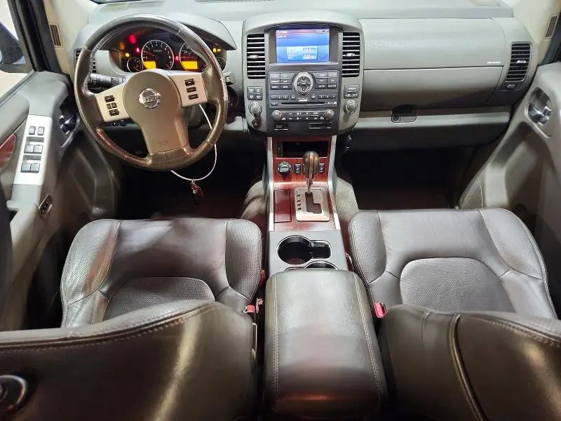 2010 NISSAN PATHFINDER S  