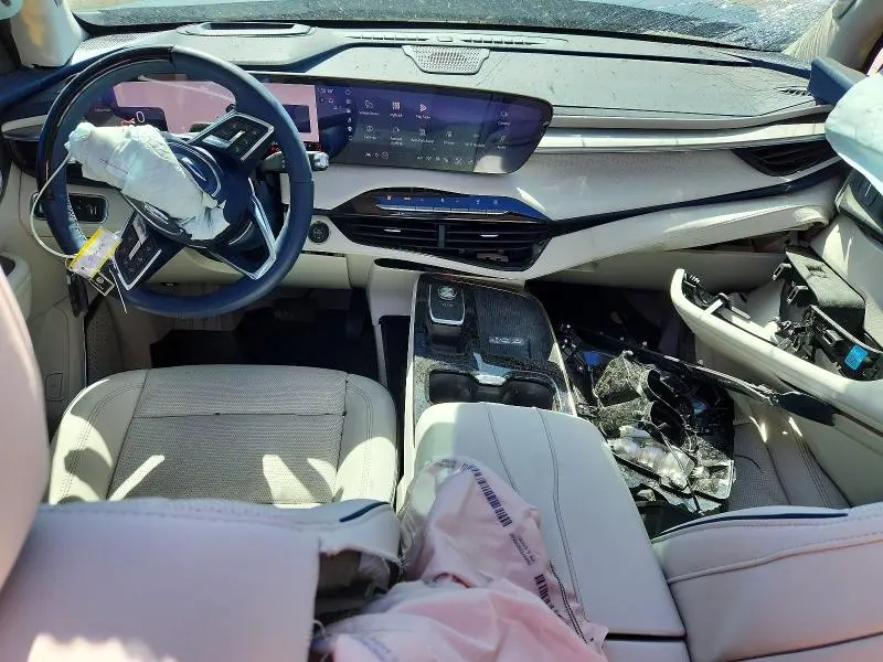 2025 BUICK ENCLAVE AVENIR  
