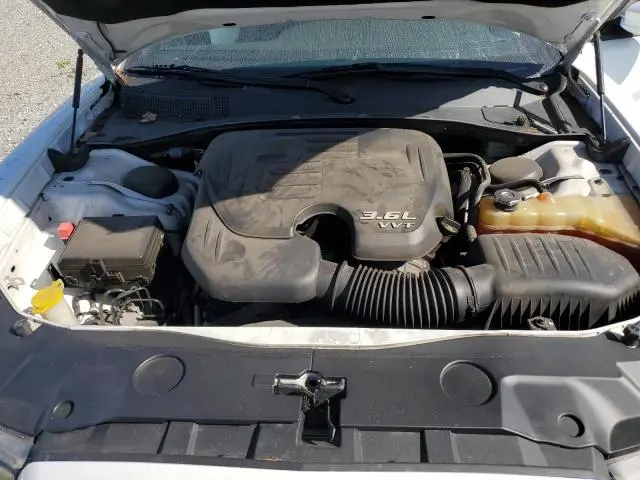 2014 DODGE CHARGER SE