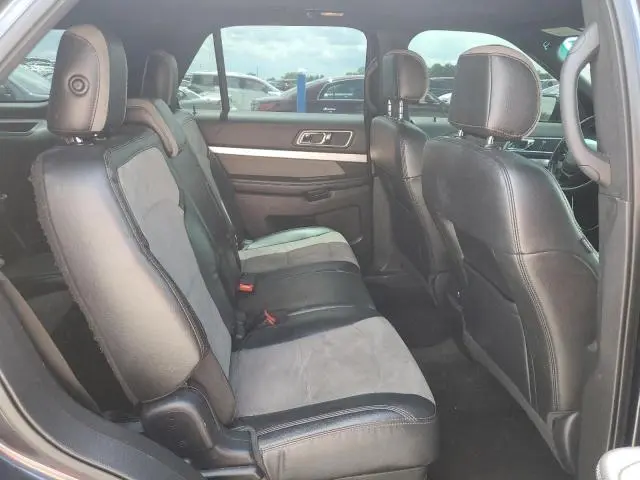 2017 FORD EXPLORER XLT  