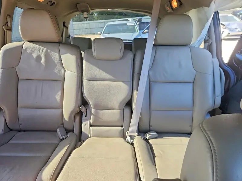 2011 HONDA ODYSSEY   