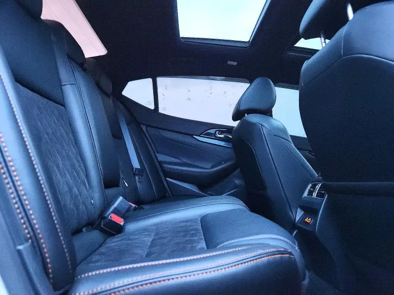 2023 NISSAN MAXIMA 3.5 SR  