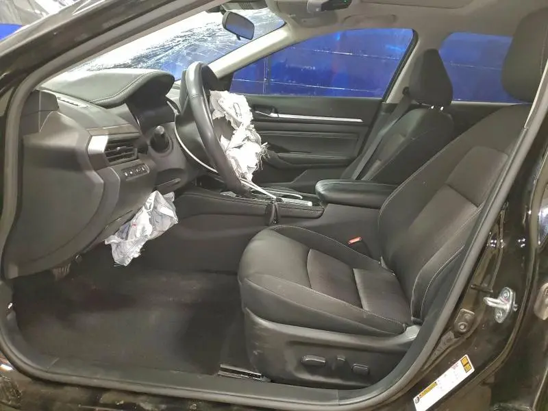 2023 NISSAN ALTIMA SV  