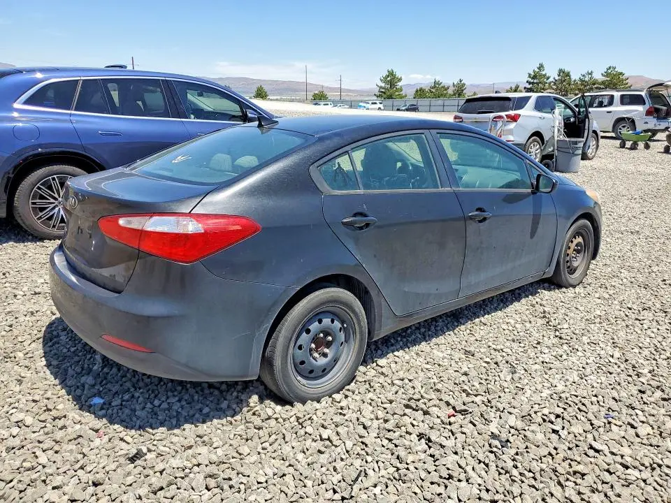 2016 KIA FORTE LX  