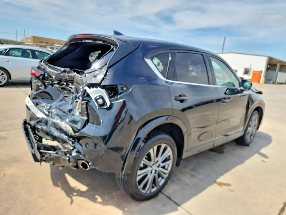 2025 MAZDA CX-5 SIGNATURE  