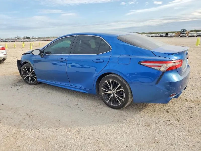2018 TOYOTA CAMRY   