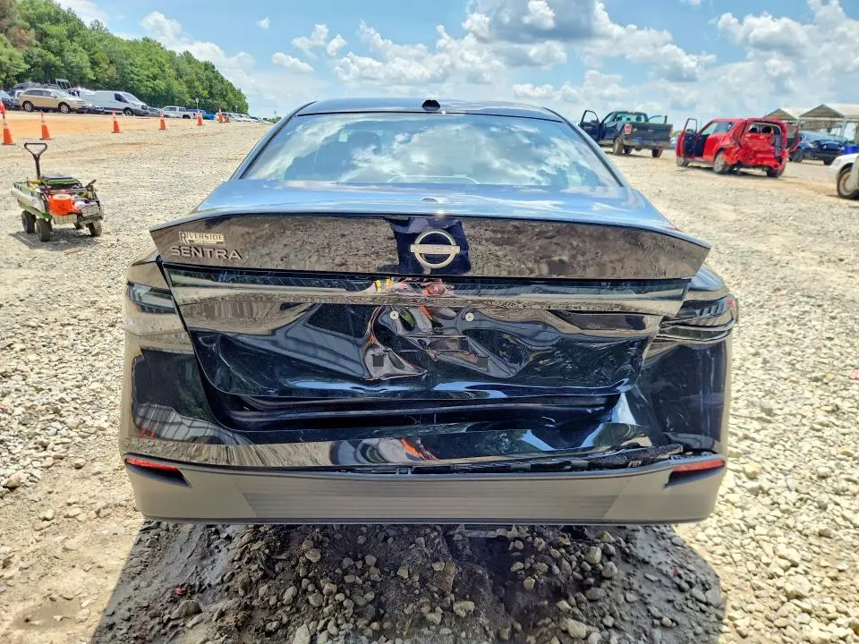 2026 NISSAN SENTRA SV  