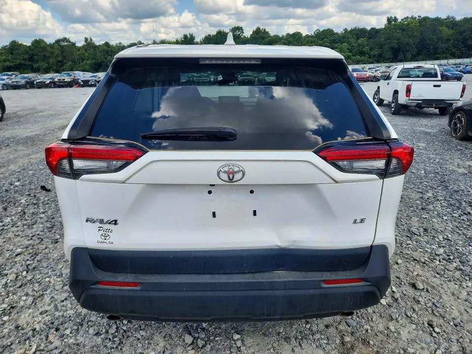 2025 TOYOTA RAV4 LE  