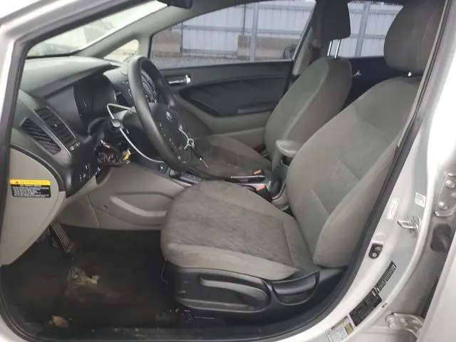2016 KIA FORTE LX  