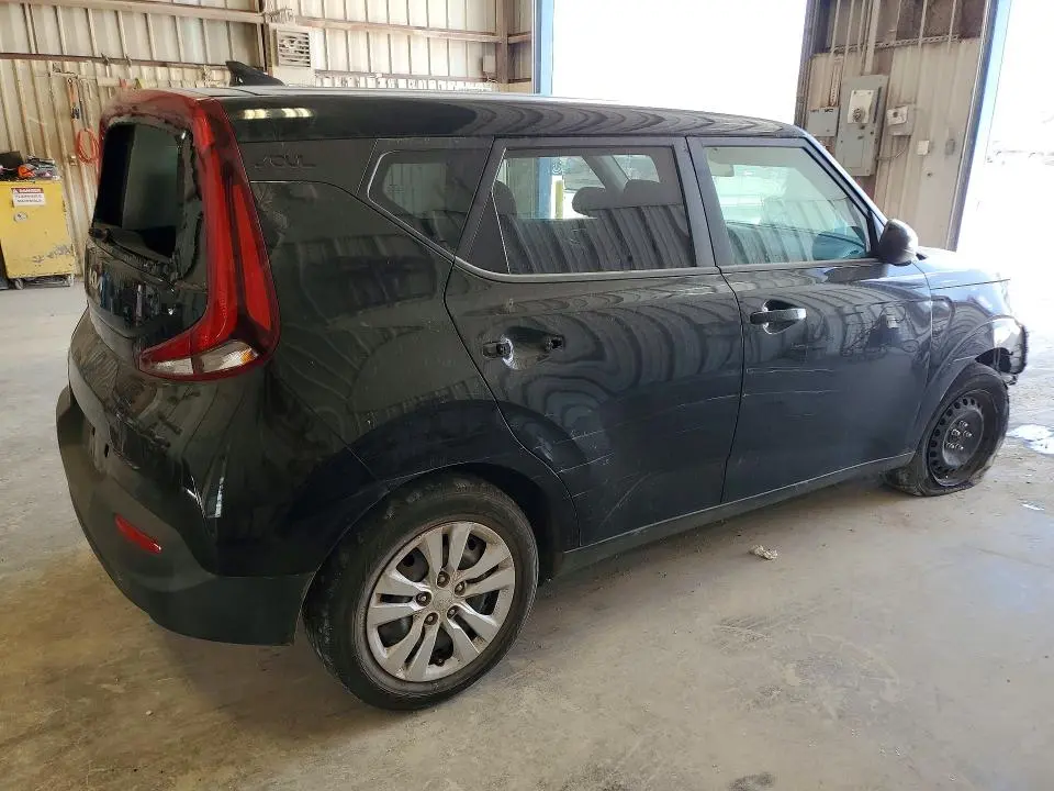 2022 KIA SOUL LX  
