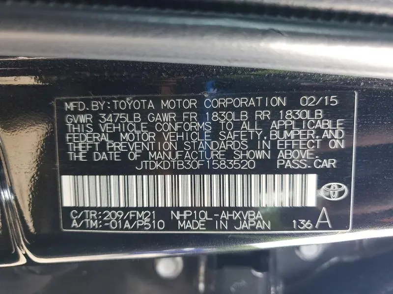 2015 TOYOTA PRIUS C TWO  