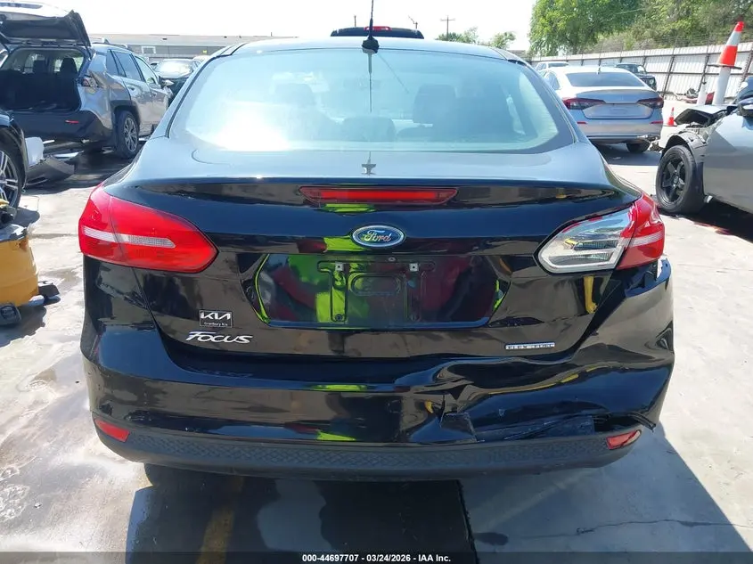 2016 FORD FOCUS S