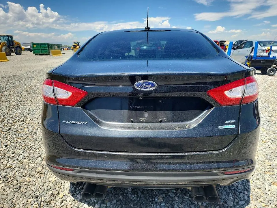 2015 FORD FUSION SE  
