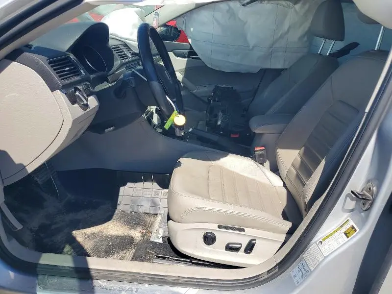 2017 VOLKSWAGEN PASSAT SEL PREMIUM  