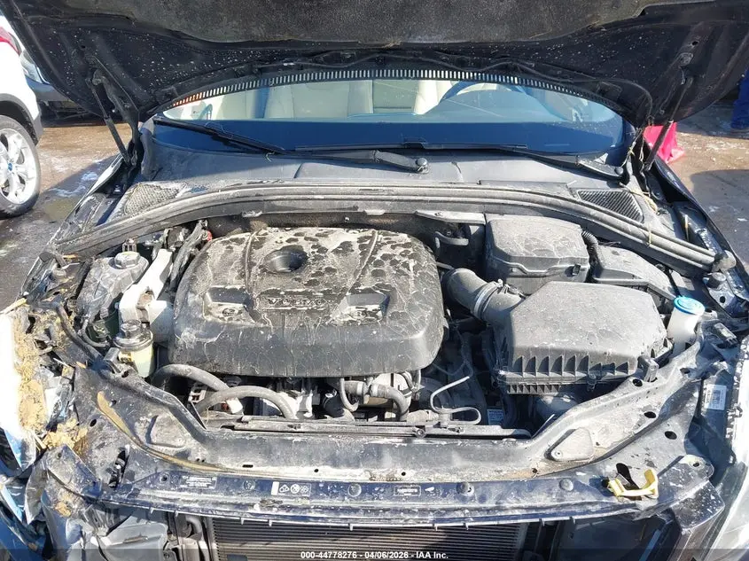 2016 VOLVO XC60 T5 DRIVE-E PREMIER