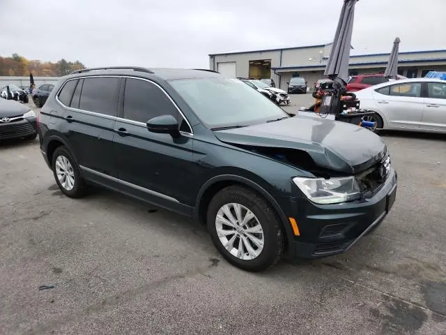 2018 VOLKSWAGEN TIGUAN SE  