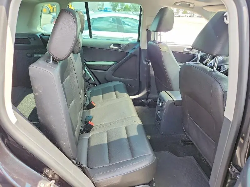 2014 VOLKSWAGEN TIGUAN S  