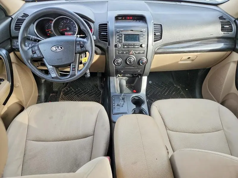 2012 KIA SORENTO BASE  