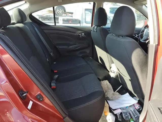 2019 NISSAN VERSA S  
