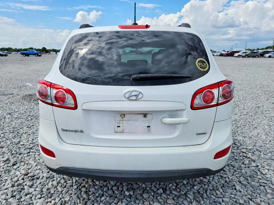 2012 HYUNDAI SANTA FE GLS  