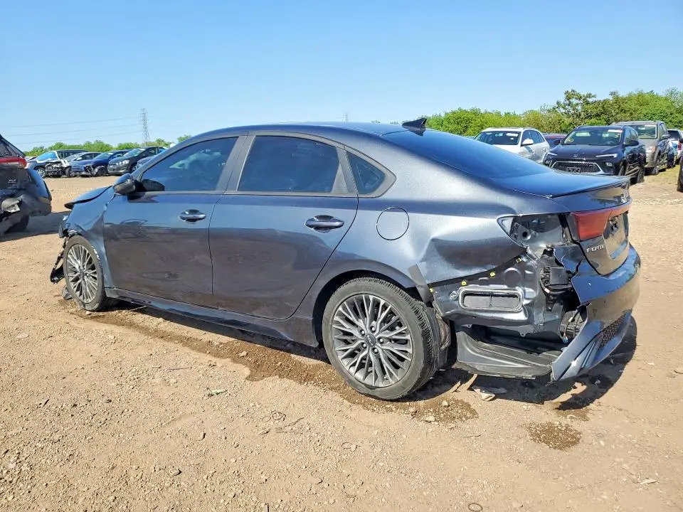 2023 KIA FORTE GT LINE  
