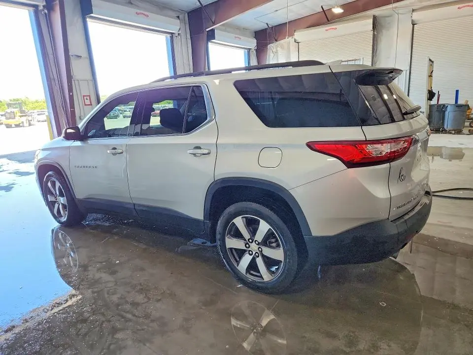 2020 CHEVROLET TRAVERSE LT  