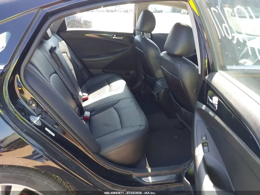2011 HYUNDAI SONATA LIMITED