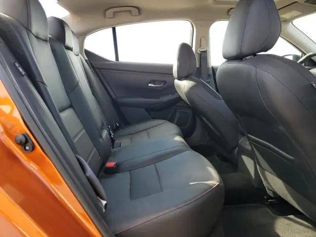 2025 NISSAN SENTRA SR  