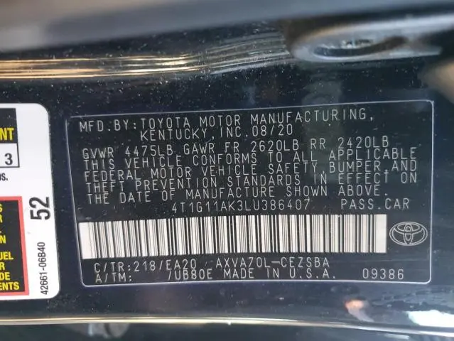 2020 TOYOTA CAMRY SE  