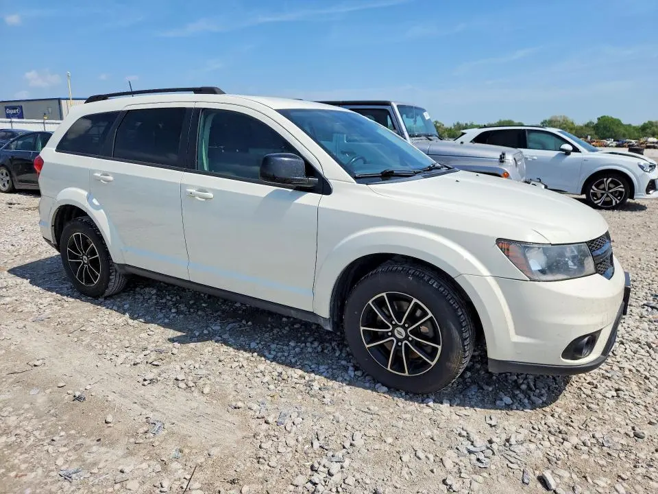 2019 DODGE JOURNEY SE  